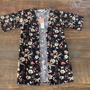 Black and Pink Floral Kimono Blouse with Loose Sleeves